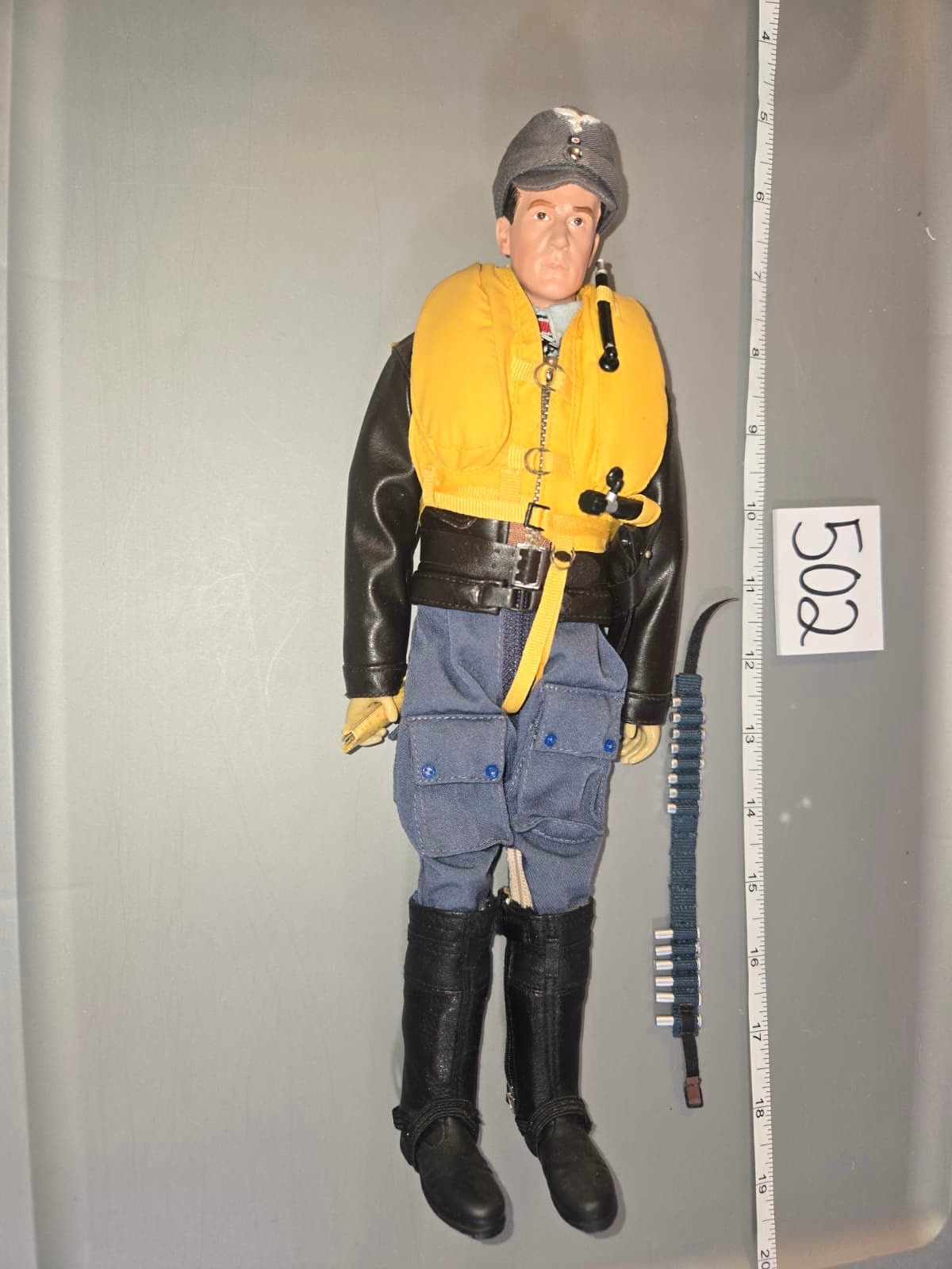 1:6 Scale WWII German Luftwaffe Pilot Dressed Figure - ITPT