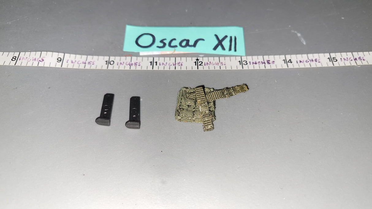 1/6 Scale Modern Pistol Magazine Pouch -