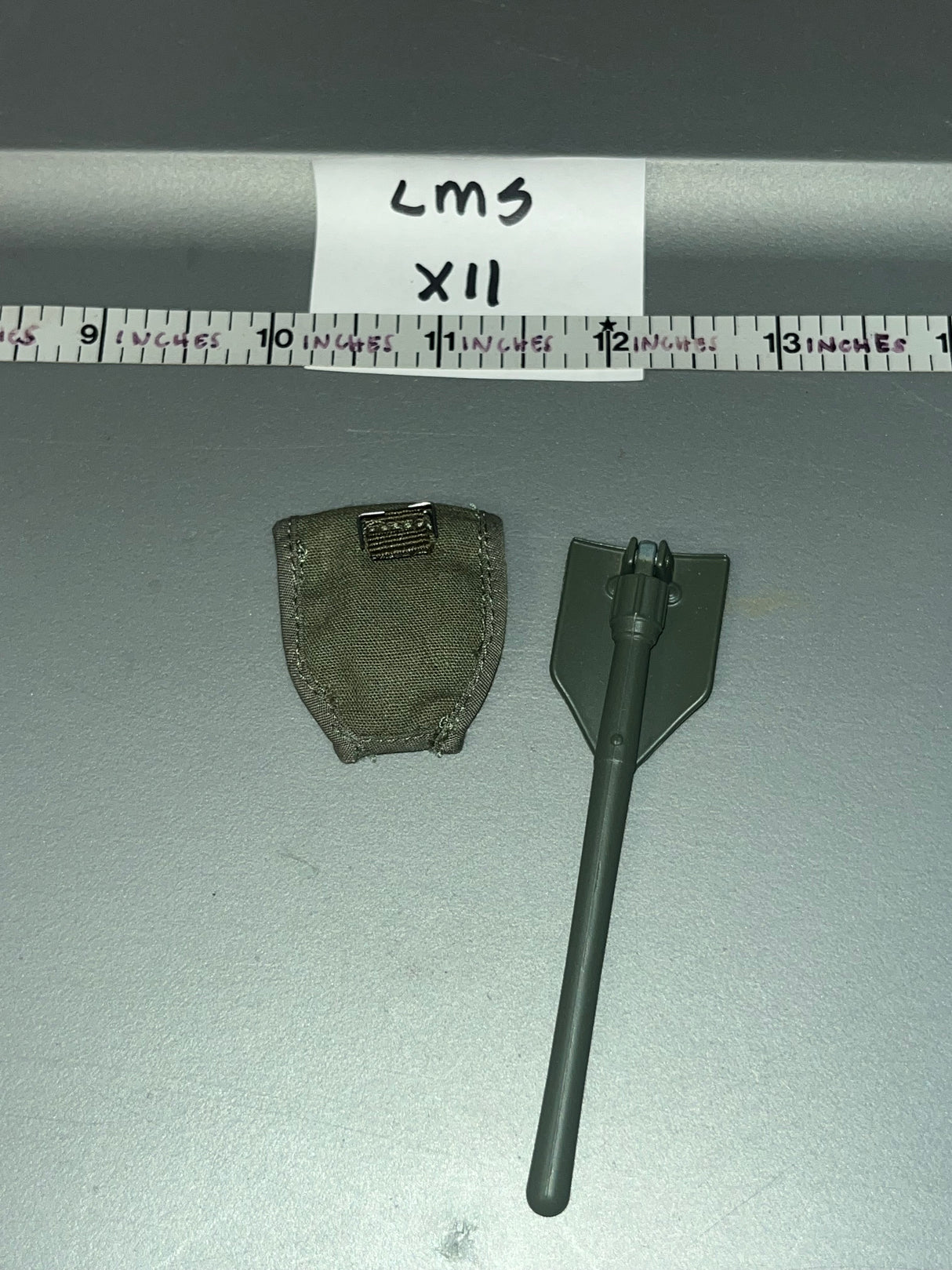 1/6 Scale Vietnam US Entrenching Tool - USMC Hue  - QORange