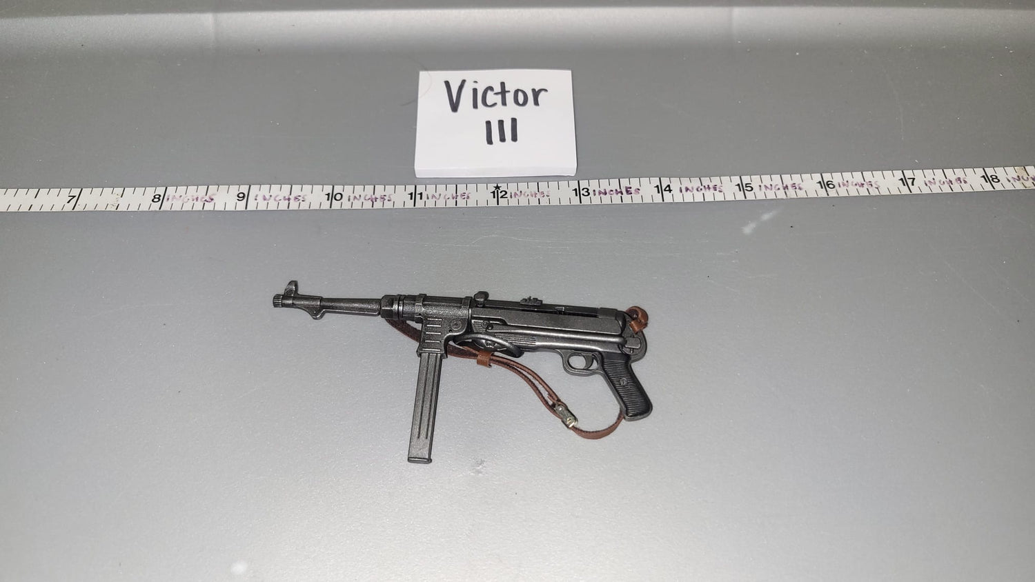 1/6 Scale WWII German MP-40