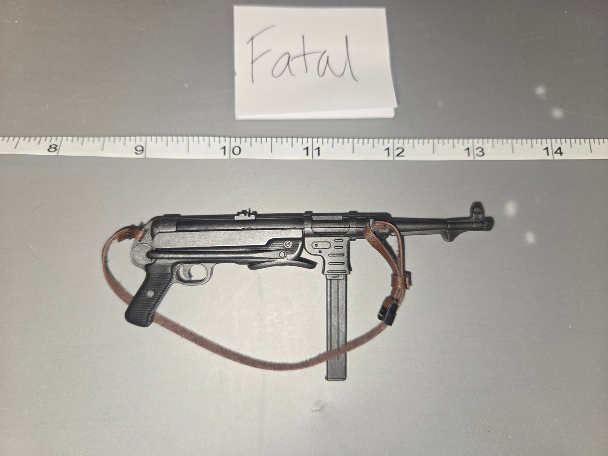 1/6 Scale WWII German MP-40