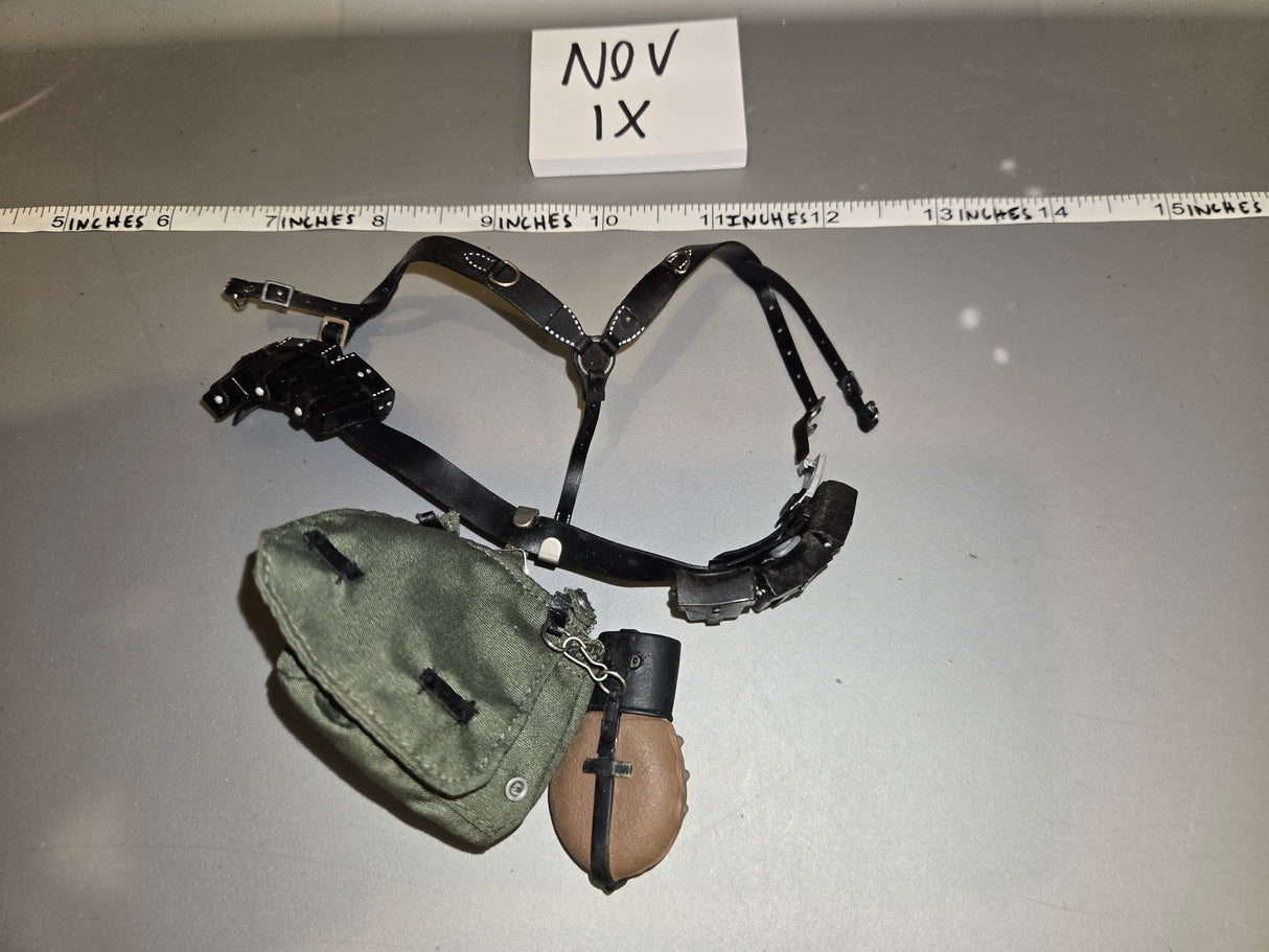1/6 Scale WWII German Field Gear Lot