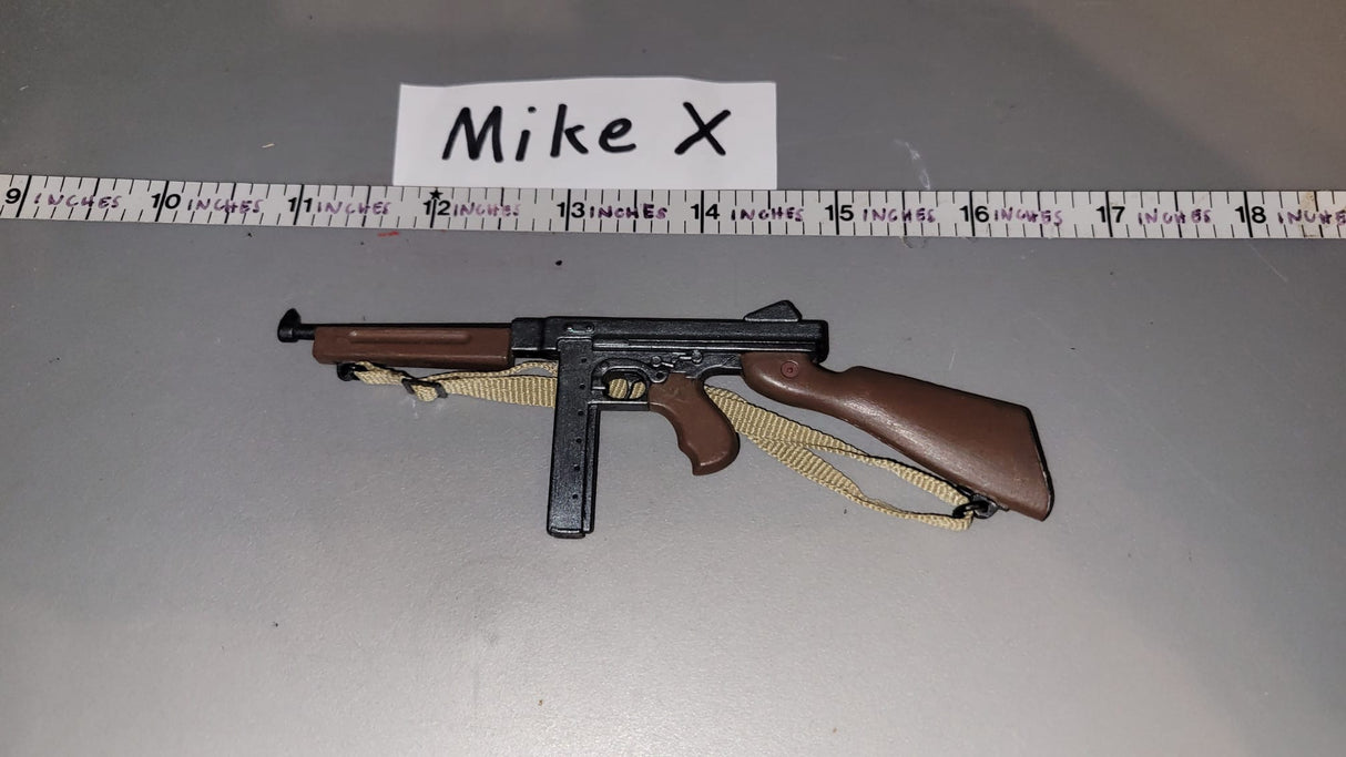 1/6 Scale WWII US Thompson Submachine Gun