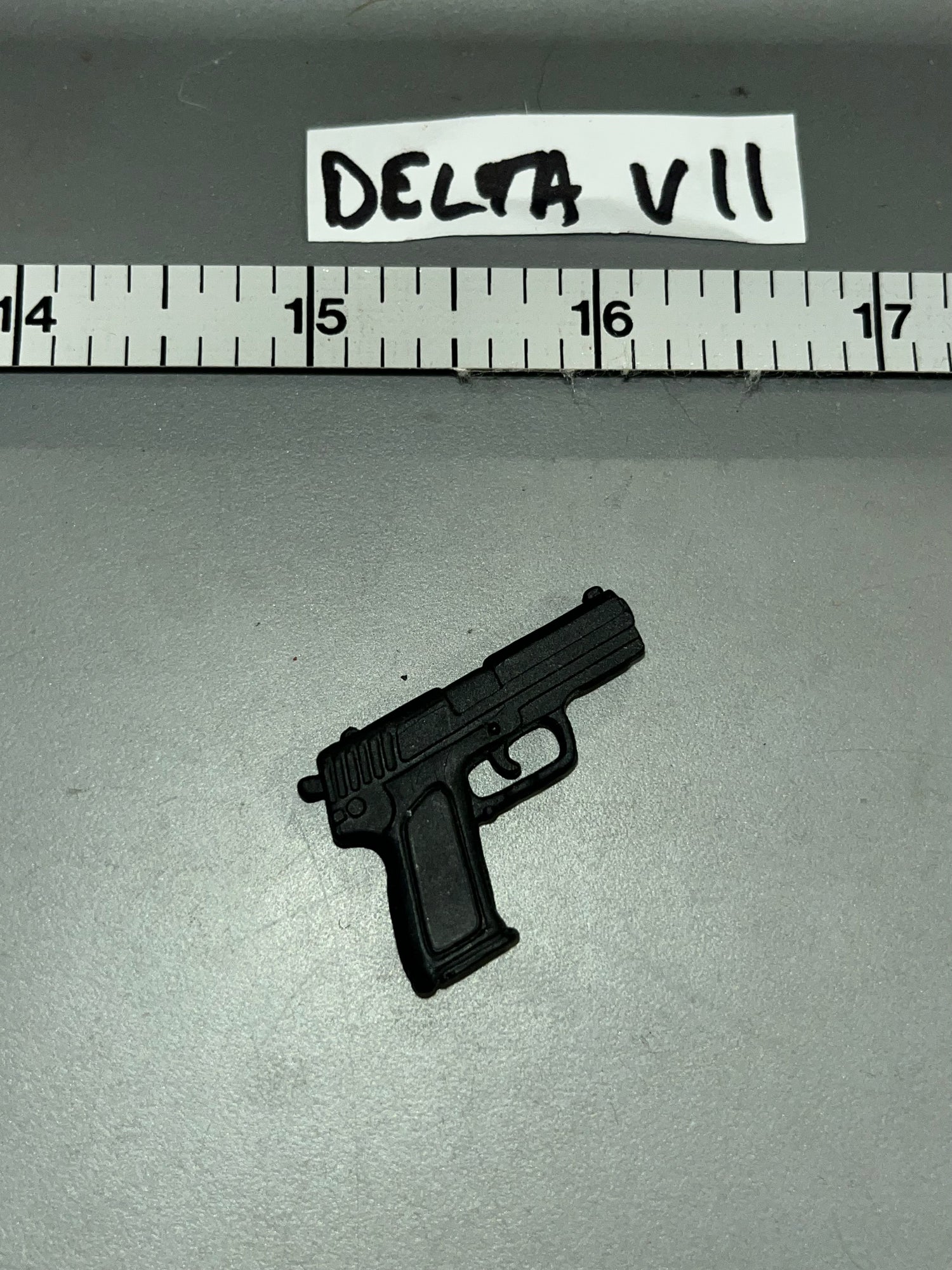 1/6 Modern Era Metal Pistol