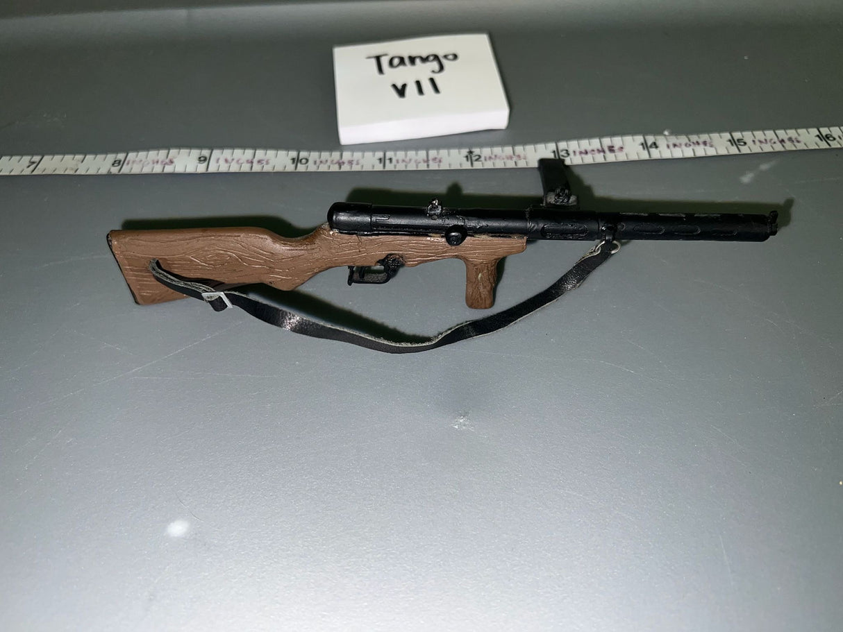 1:6 Scale WWII German Erma Submachine Gun