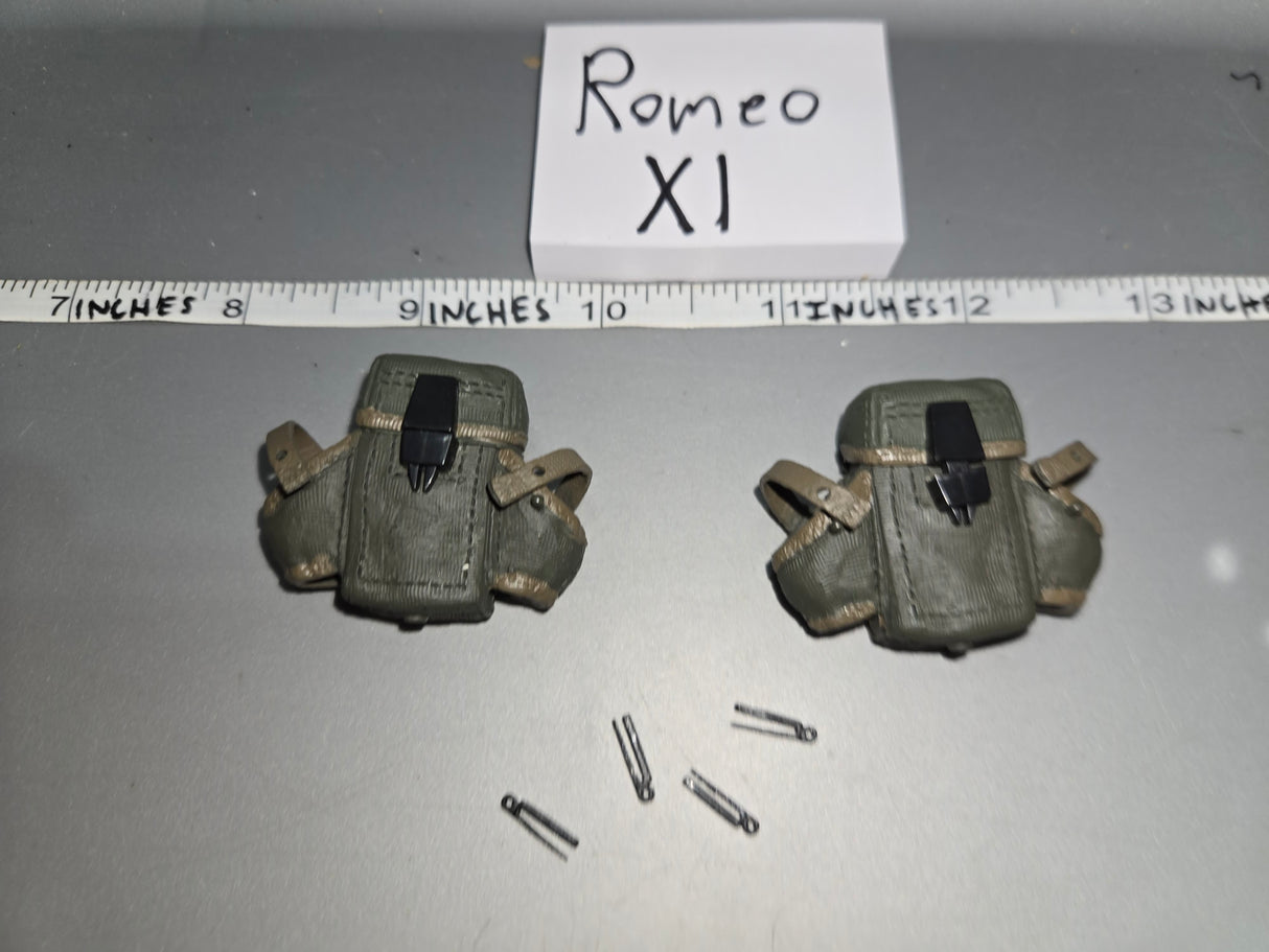 1/6 Scale Modern Era M-16 Pouch Lot