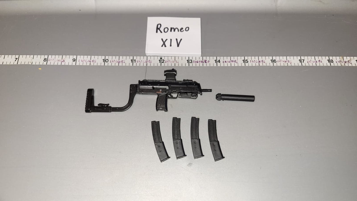 1/6 Scale Modern German Police MP-7 Submachine Gun -