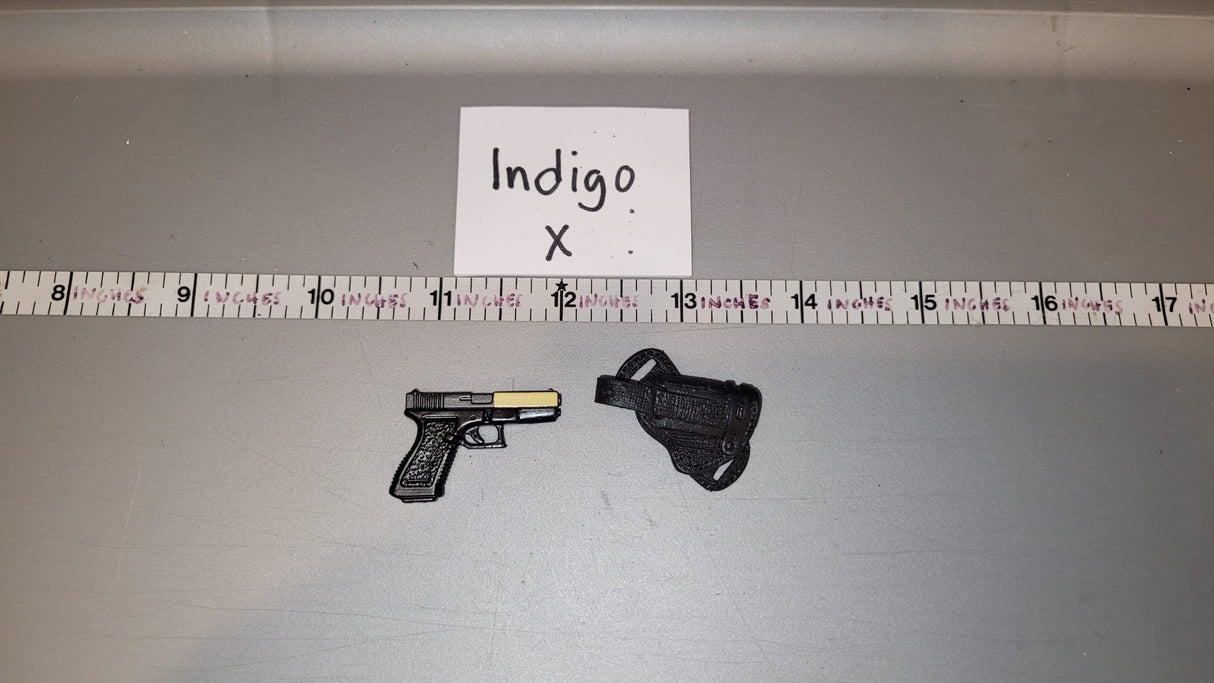 1/6 Scale Modern Pistol and Holster