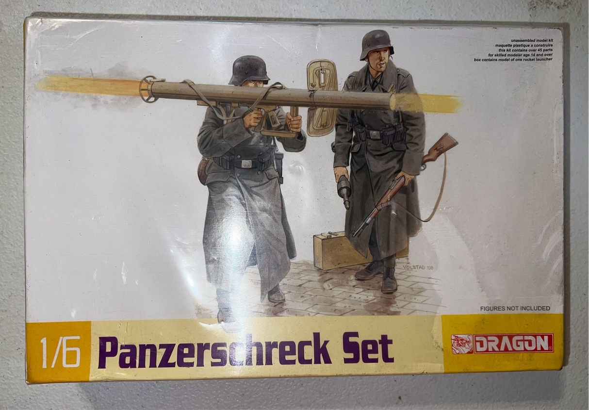 1/6 Scale WWII German Panzershrek Model Kit - Dragon
