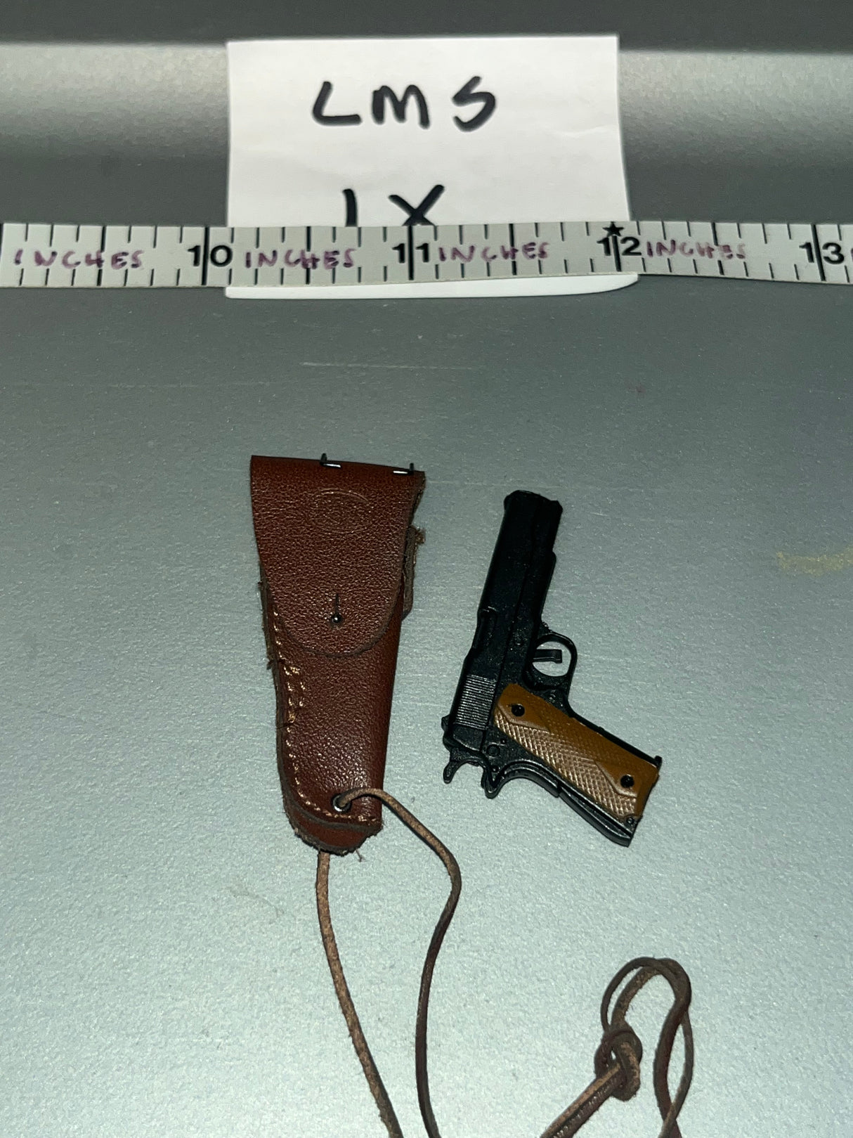 1/6 Scale WWII US .45 Pistol and Holster - UJINDOU USMC