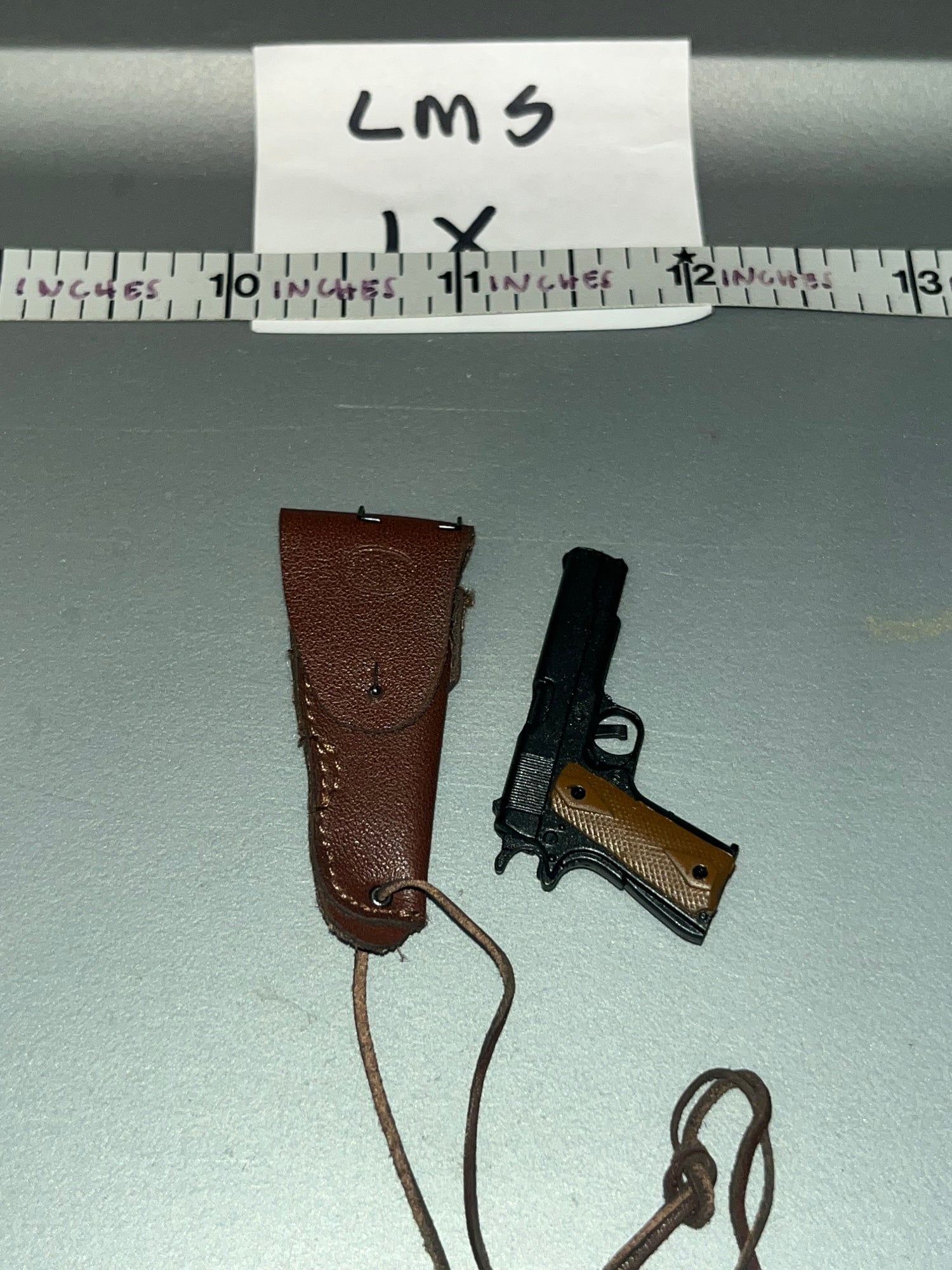 1/6 Scale WWII US .45 Pistol and Holster - UJINDOU USMC