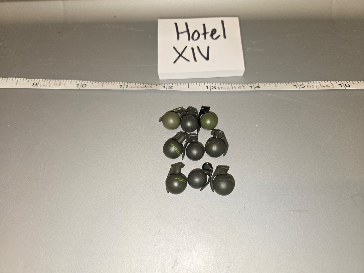 1/6 Scale Vietnam US M33 Baseball Grenade Lot - Hotel XIV