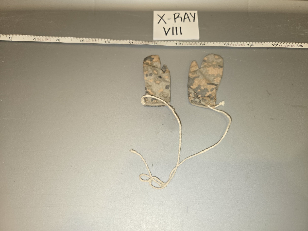 1/6 Scale Camouflage Mitten Set with Wrist Ties - X-Ray VIII
