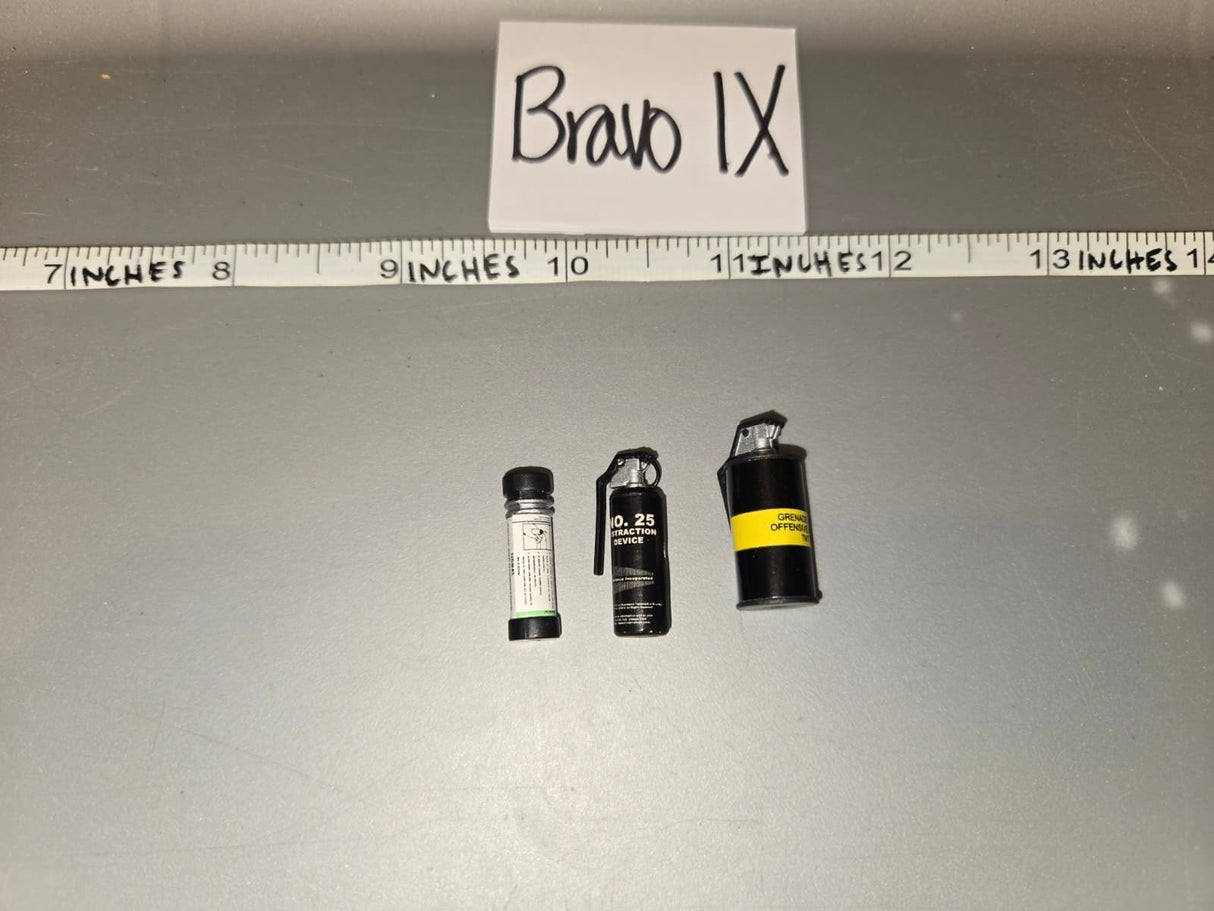 1/6 Scale Modern Era Grenade Lot