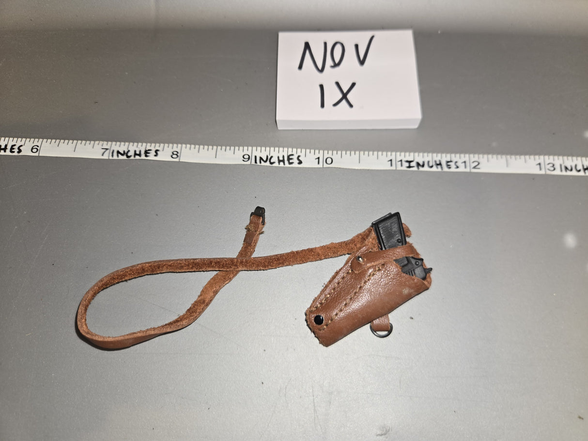 1/6 Scale WWII US .45 Pistol and Shoulder Holster