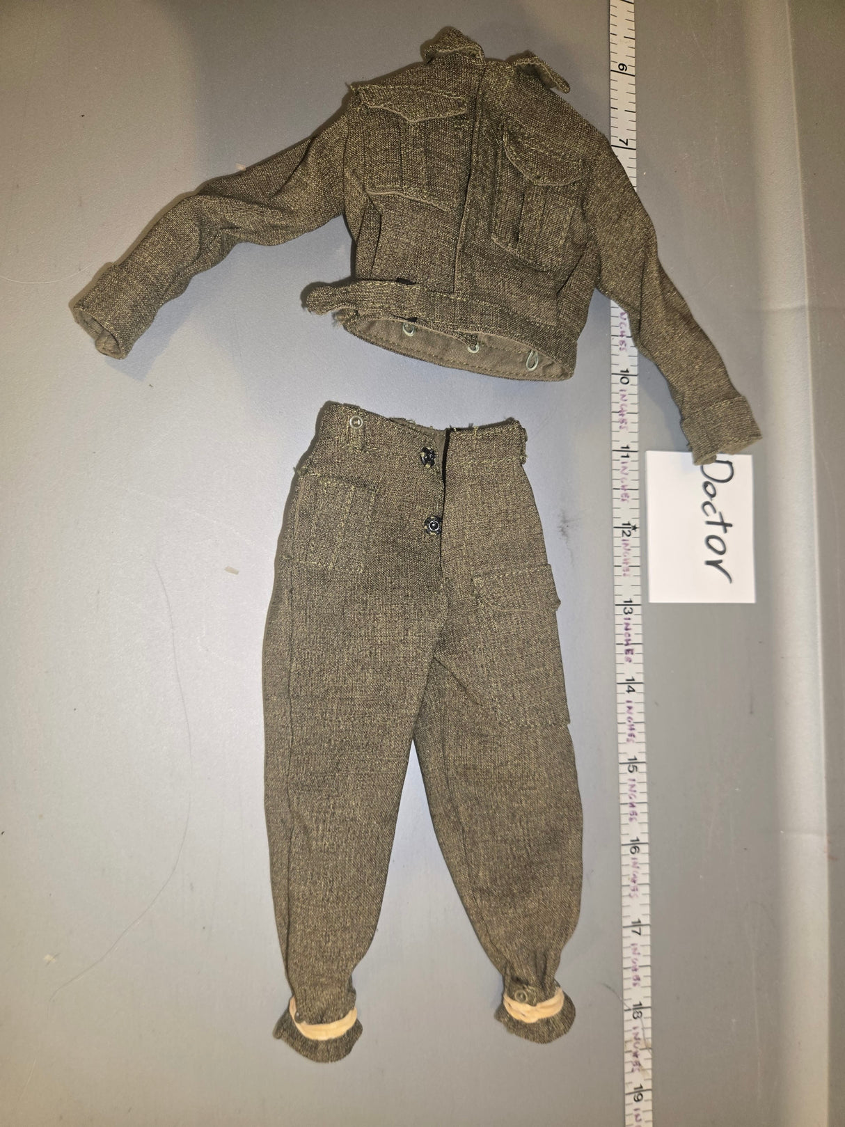 1:6 Scale WWII British Uniform