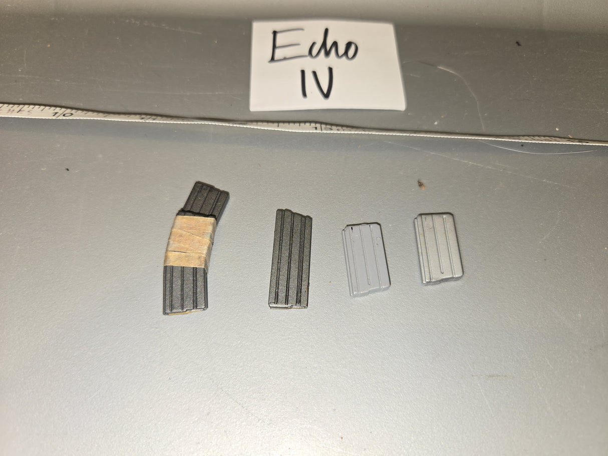 1/6 Scale Modern Era Magazine Lot
