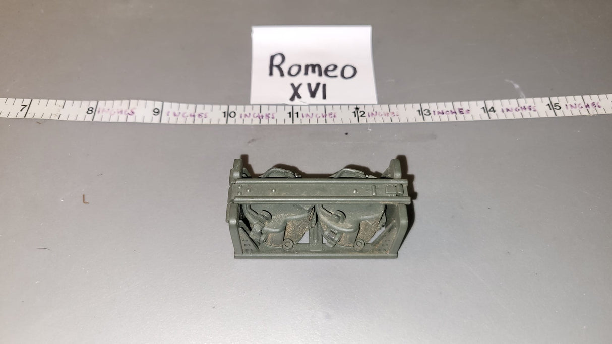 1/6 Scale WWII German Machine Gun Ammunition Snail Drums and Carrier