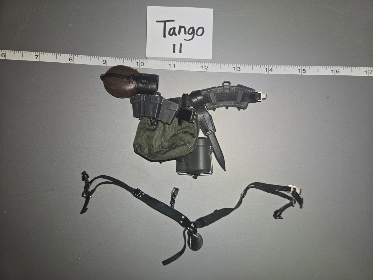 1/6 Scale WWII German Field Gear Lot