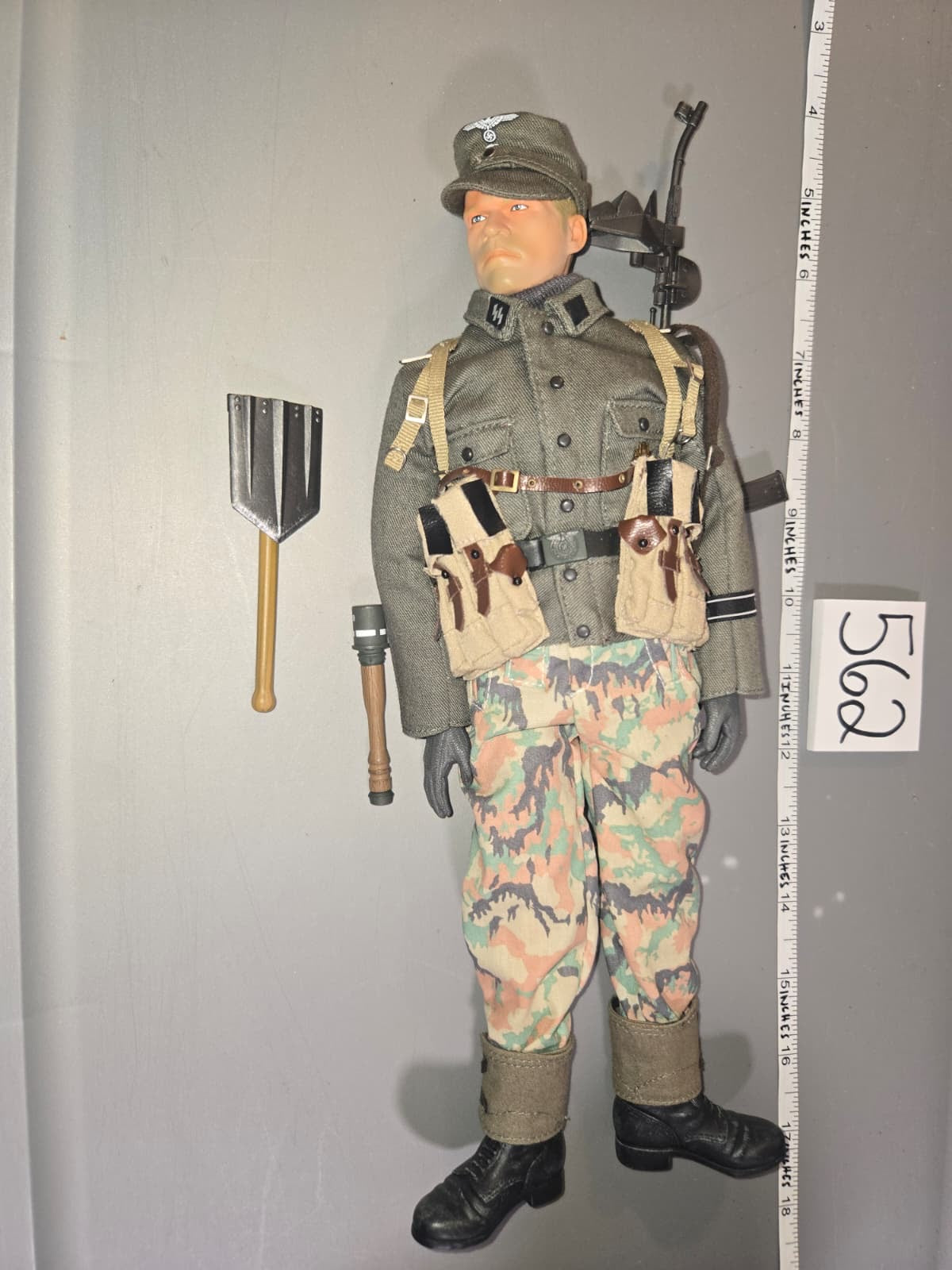 1:6 Scale WWII German Battle of Berlin Dressed Figure - Dragon