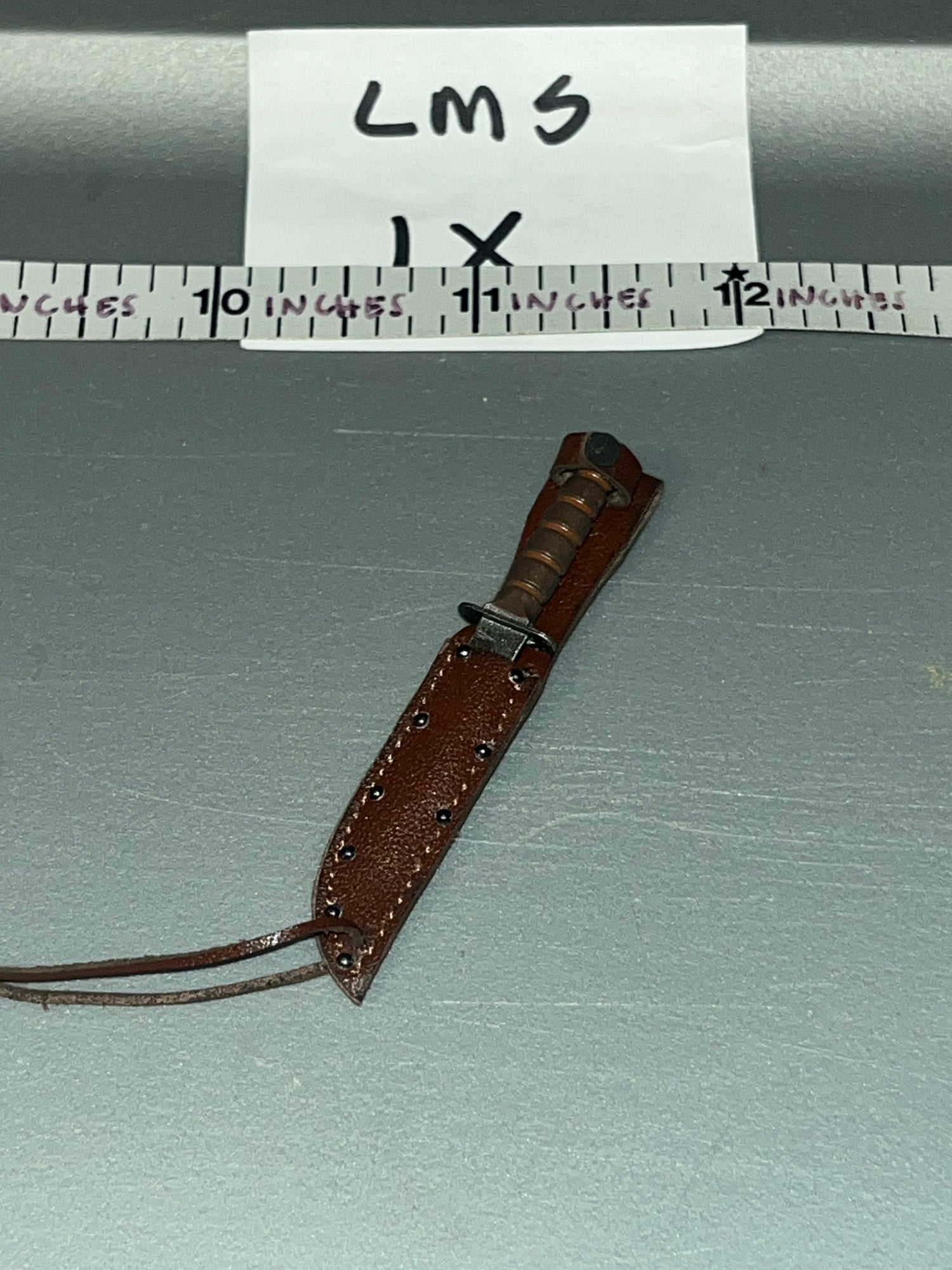 1/6 Scale WWII US Ka-Bar Knife and Sheath - UJINDOU USMC