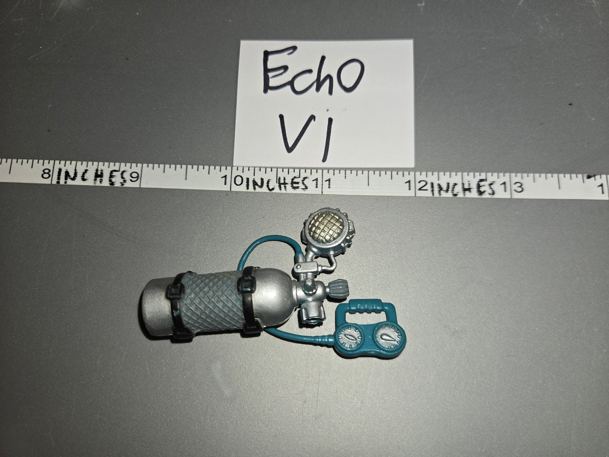 1:6 Modern Era Scuba Oxygen Bottle