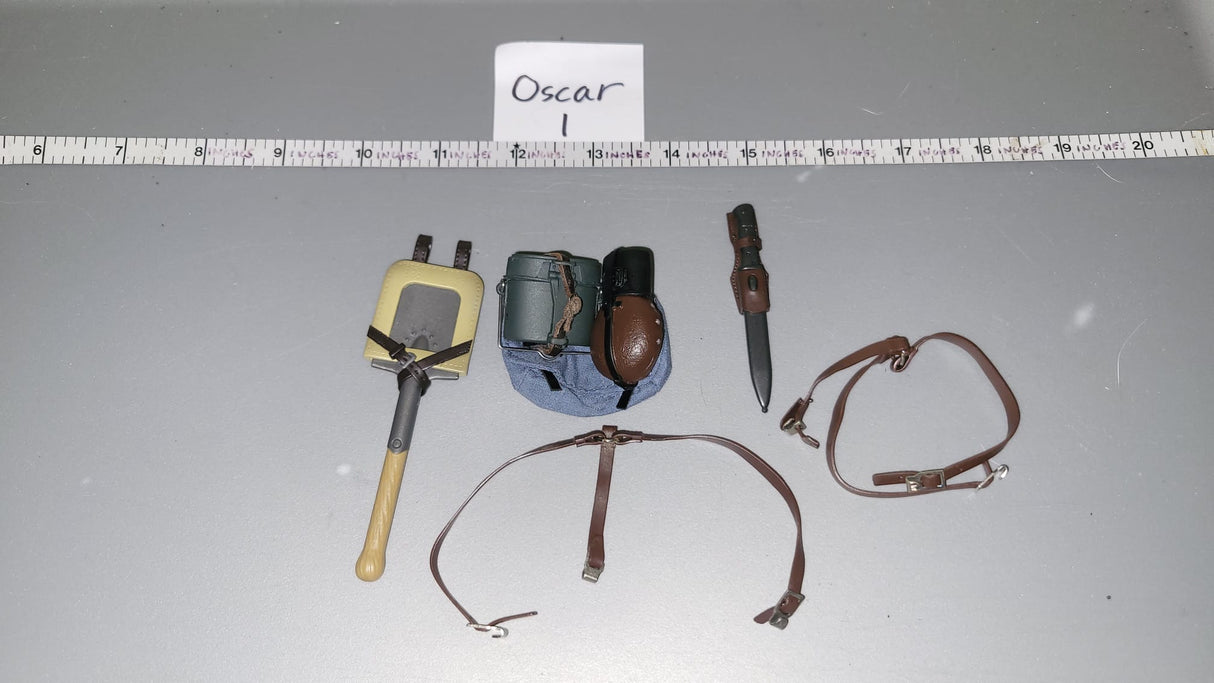 1/6 Scale WWII German Luftwaffe Fallschirmjager Field Gear Lot