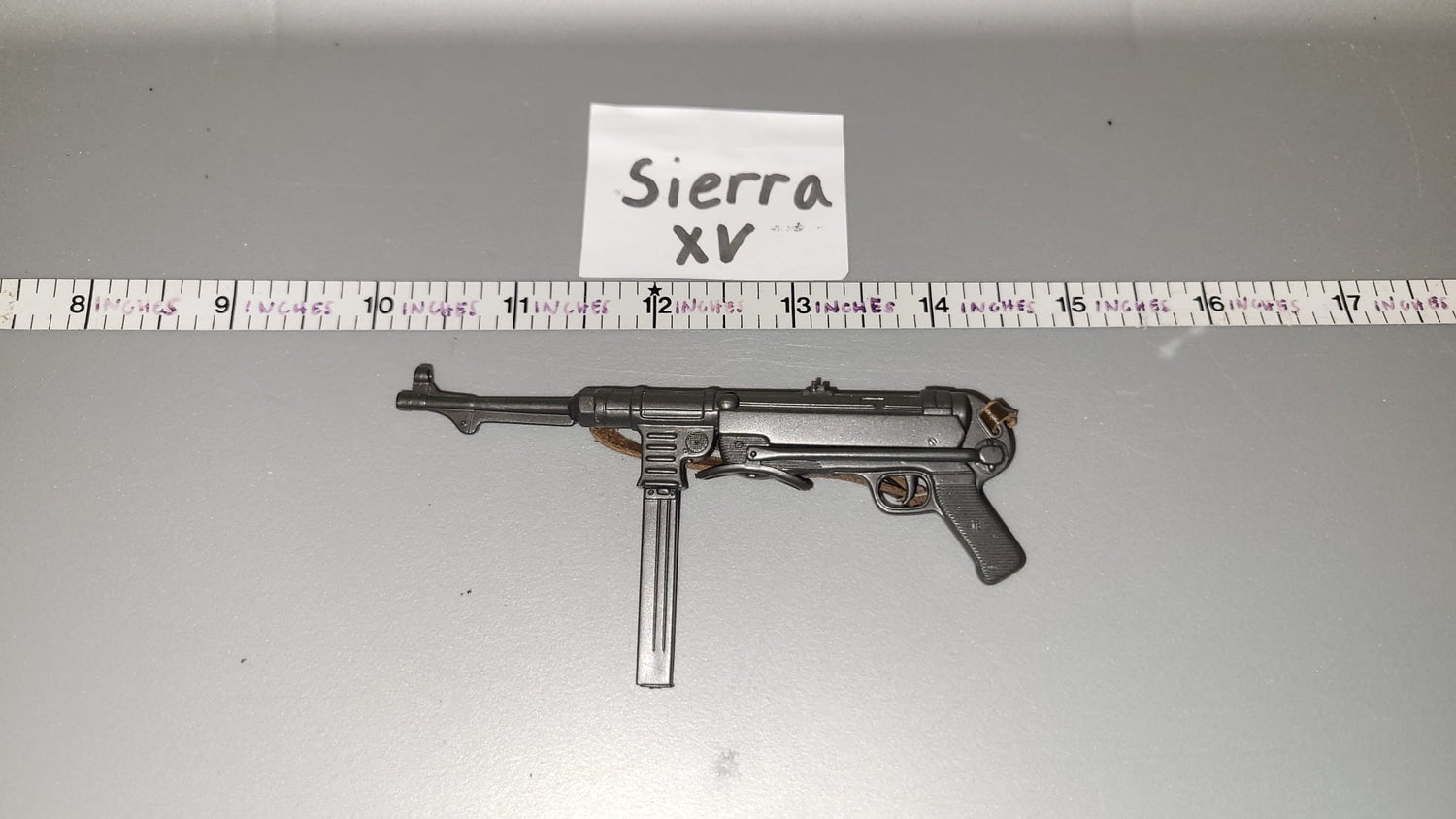 1/6 Scale WWII German MP-40