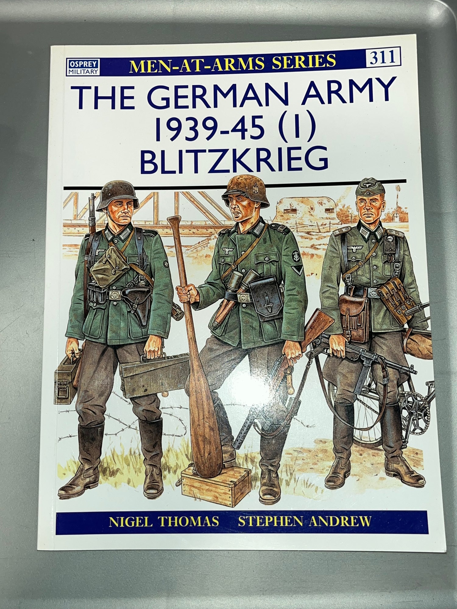 Osprey: THE GERMAN ARMY 1939-45 (1) BLITZKRIEG