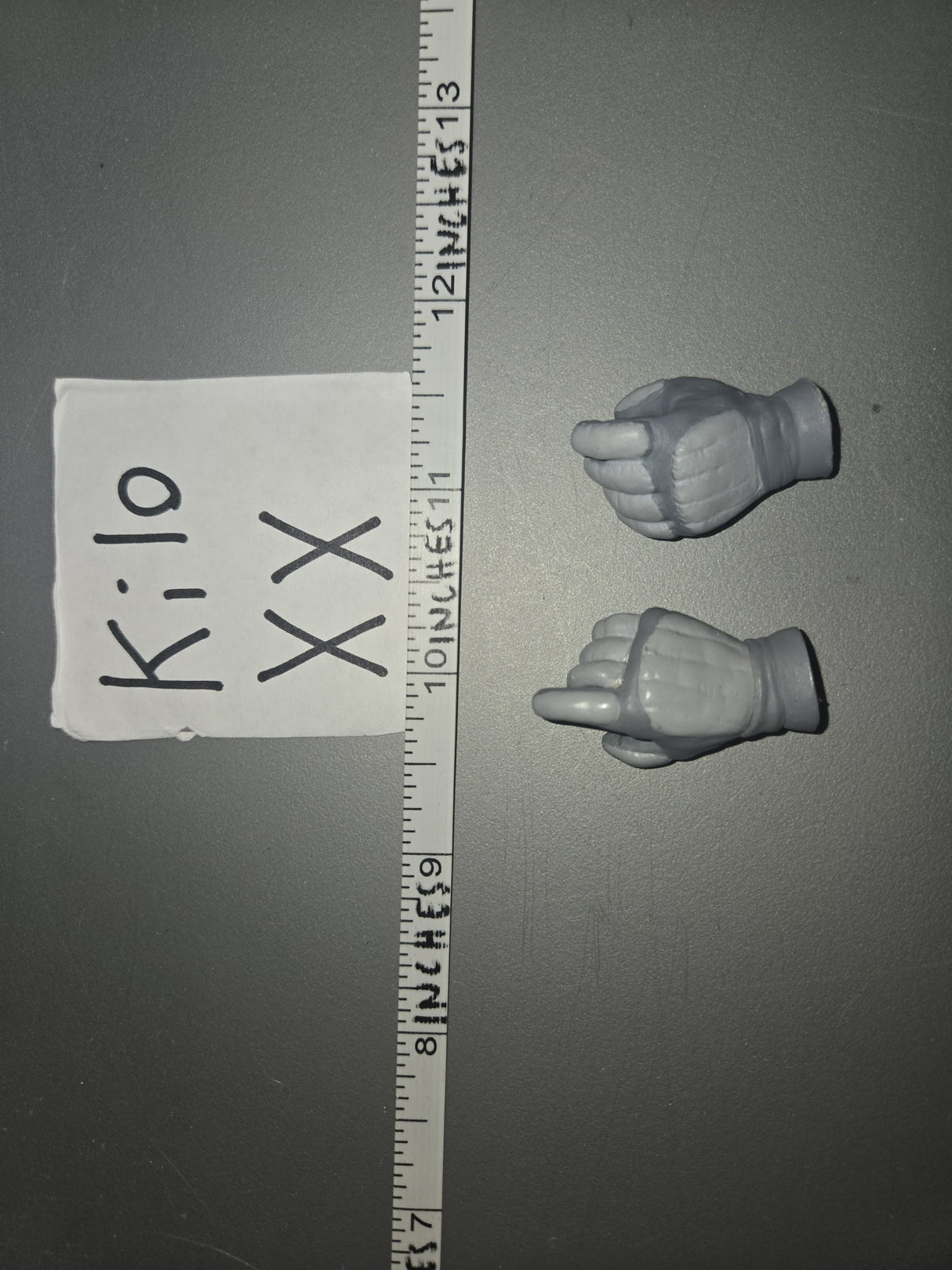 1/6 Scale Star Wars Science Fiction Gloved Hand Lot