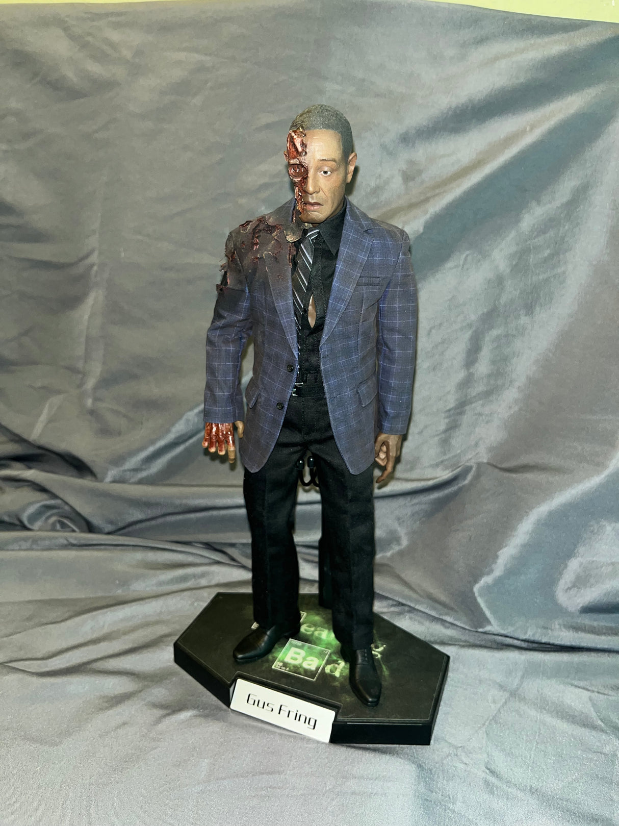 1/6 Scale Mars Toys Gus Fring Breaking Bad Dressed Figure -Post Explosion