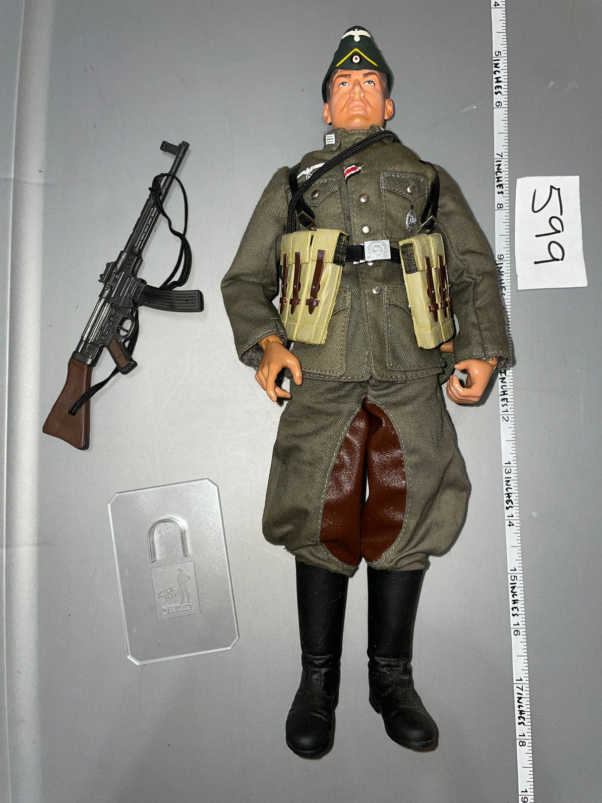 1:6 Scale WWII German Cavalry Figure - Dragon