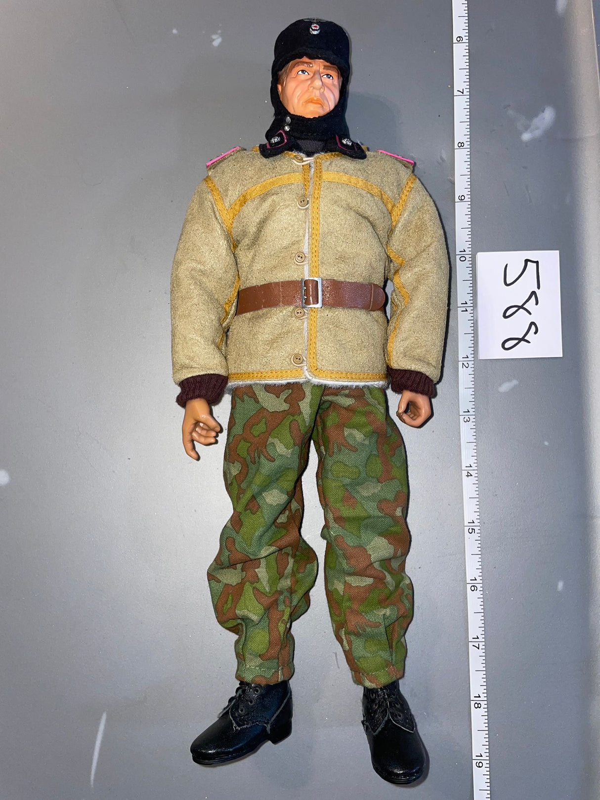 1:6 Scale WWII German Tanker Dressed Figure - Dragon