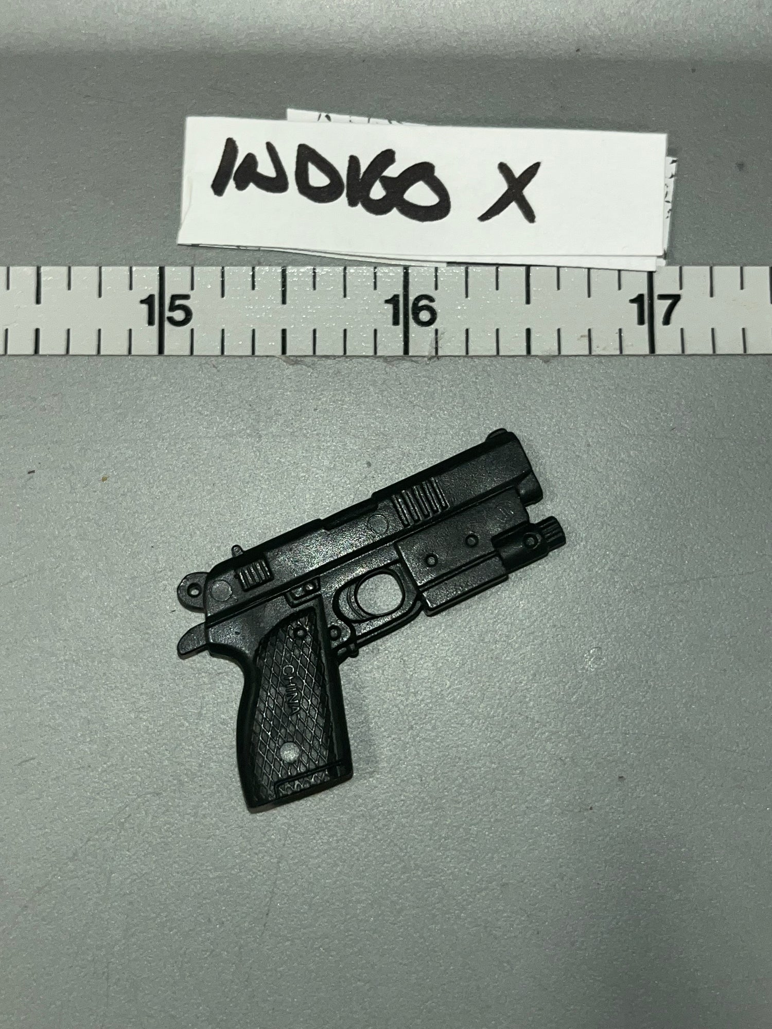 1/6 Modern Era Pistol