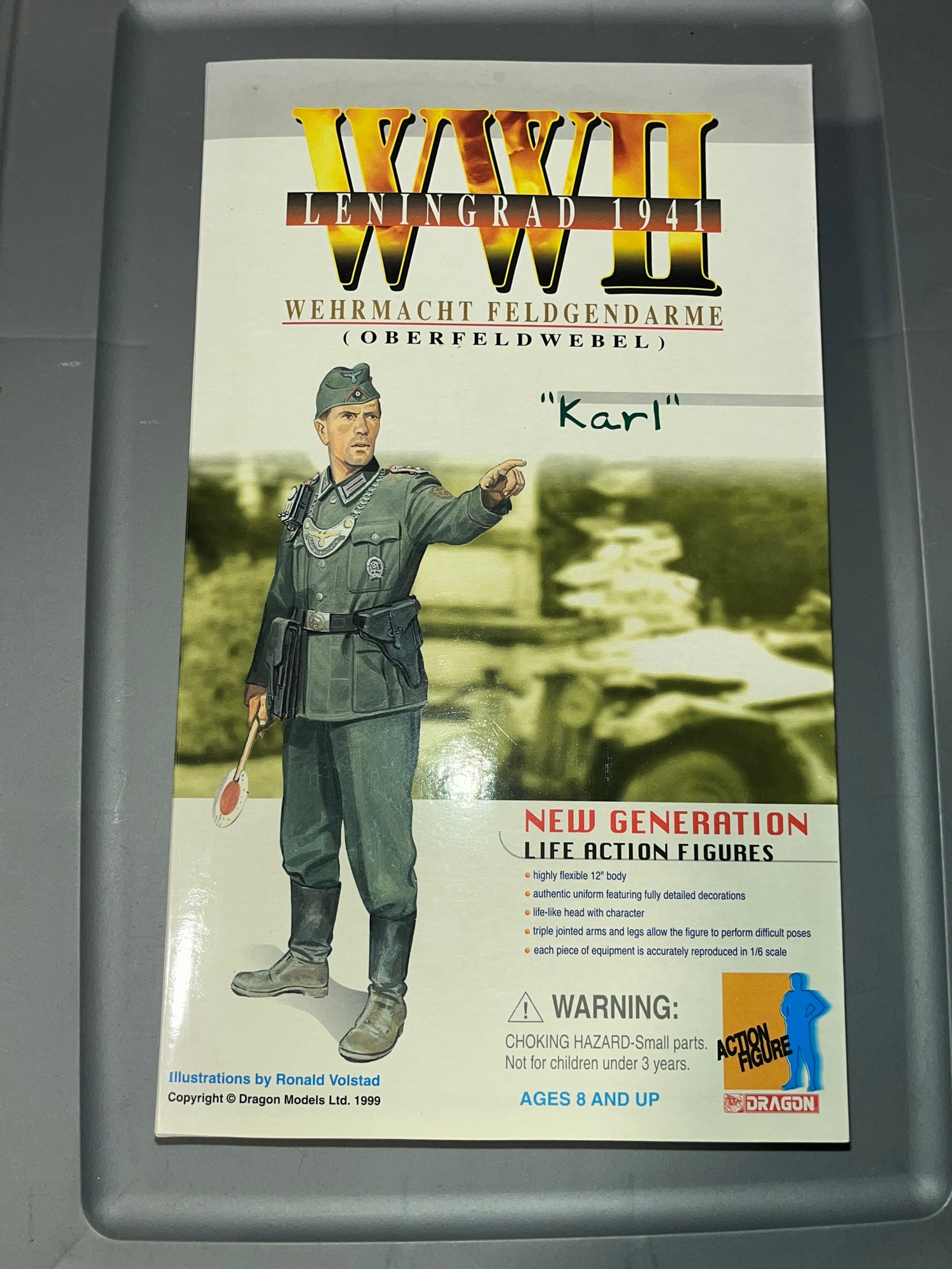 1/6 Scale WWII German Military Police Karl - NIB Dragon