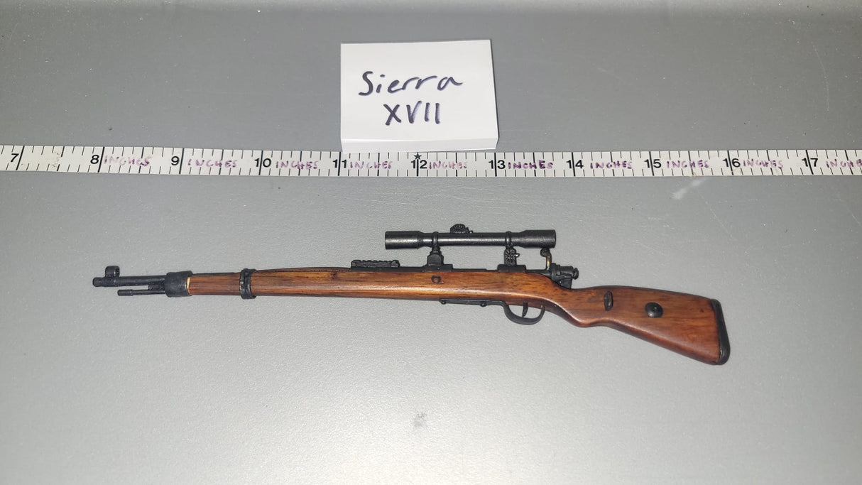 1:6 Scale WWII German Wood and Metal Kar-98 Rifle