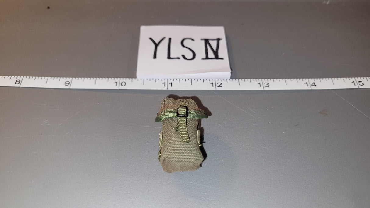 1/6 Scale Vietnam US Ammunition Pouch - Missing in Action Kaustic Plastic Colonel James Braddockh