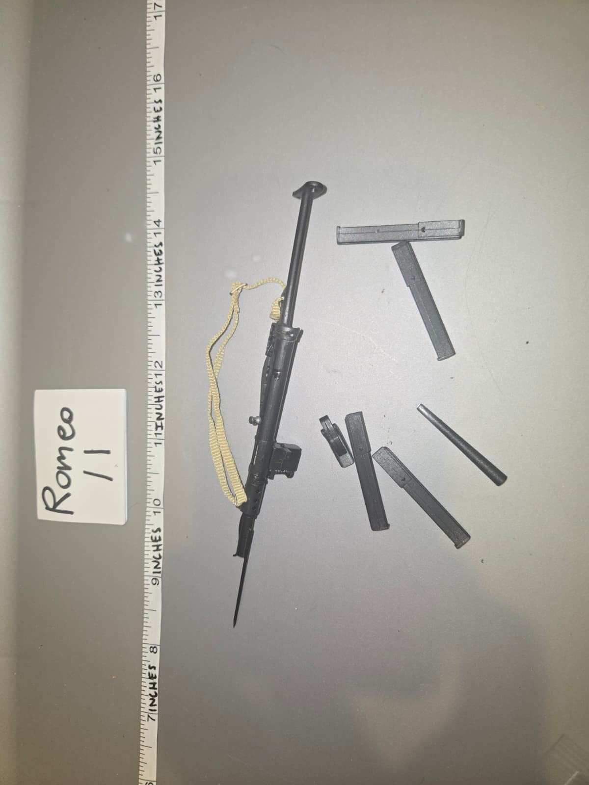 1:6 Scale WWII British Sten Gun