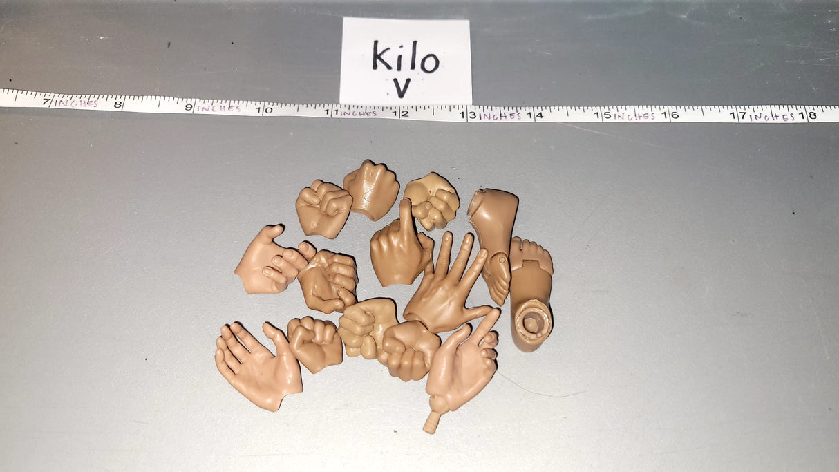1/6 Scale Nude Figure Hand Lot