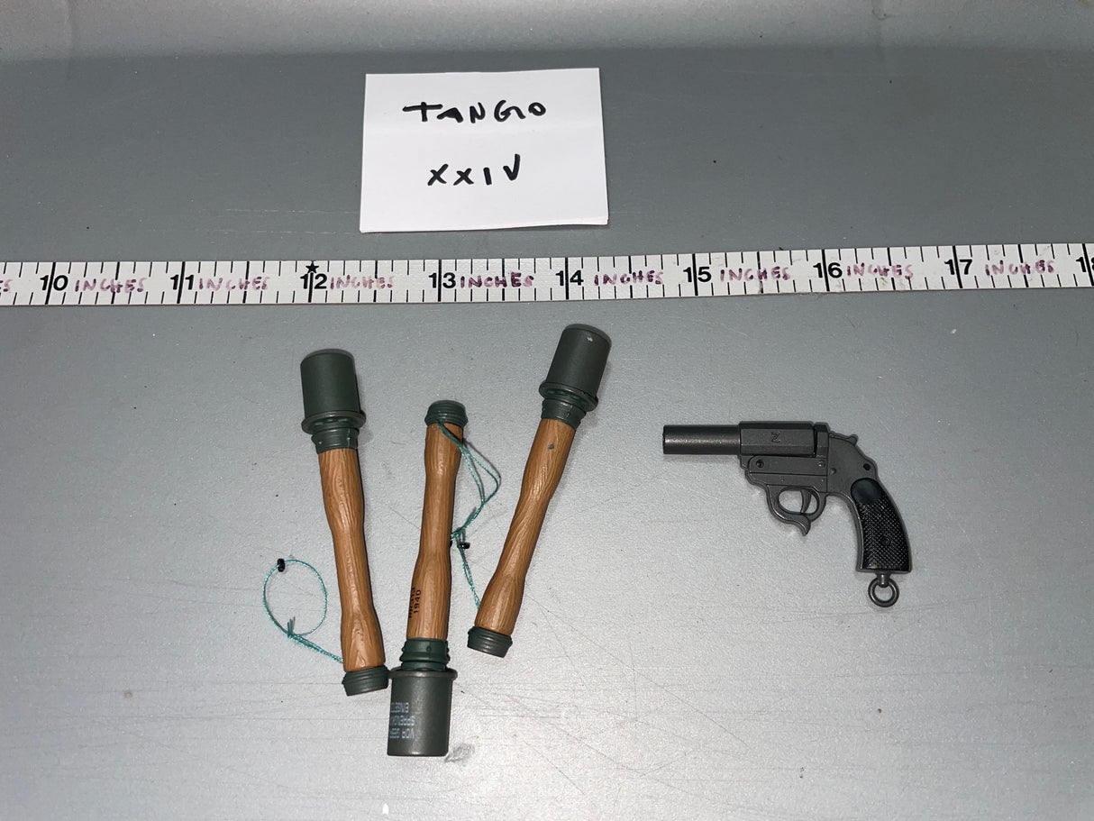 1/6 WWII German Grenade and Flare Gun Lot
