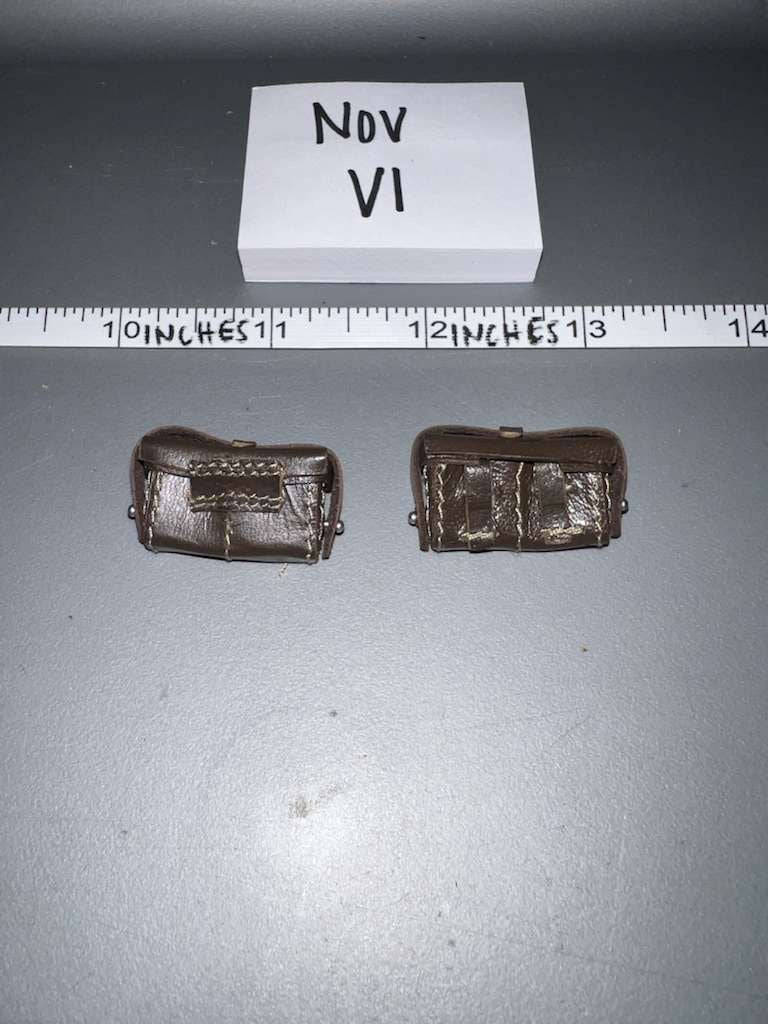 1/6 Scale WWII Japanese Leather Rifle Ammunition Pouches - IQO