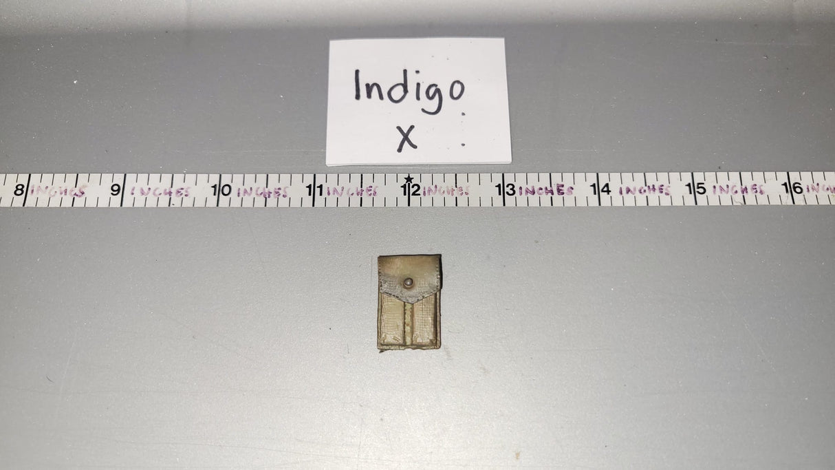 1:6 Scale WWII US .45 Magazine Pouch