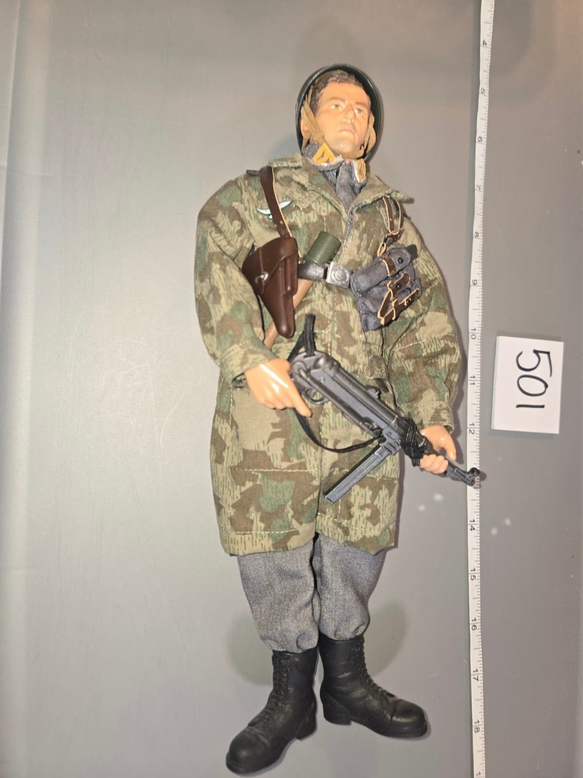 1:6 Scale WWII German Fallschirmjager Paratrooper Dressed Figure - Dragon
