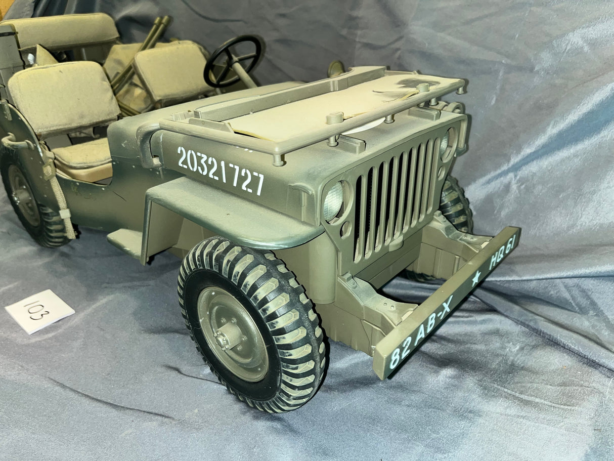 1/6 Scale WWII US Jeep - Ultimate Soldier - Weathered