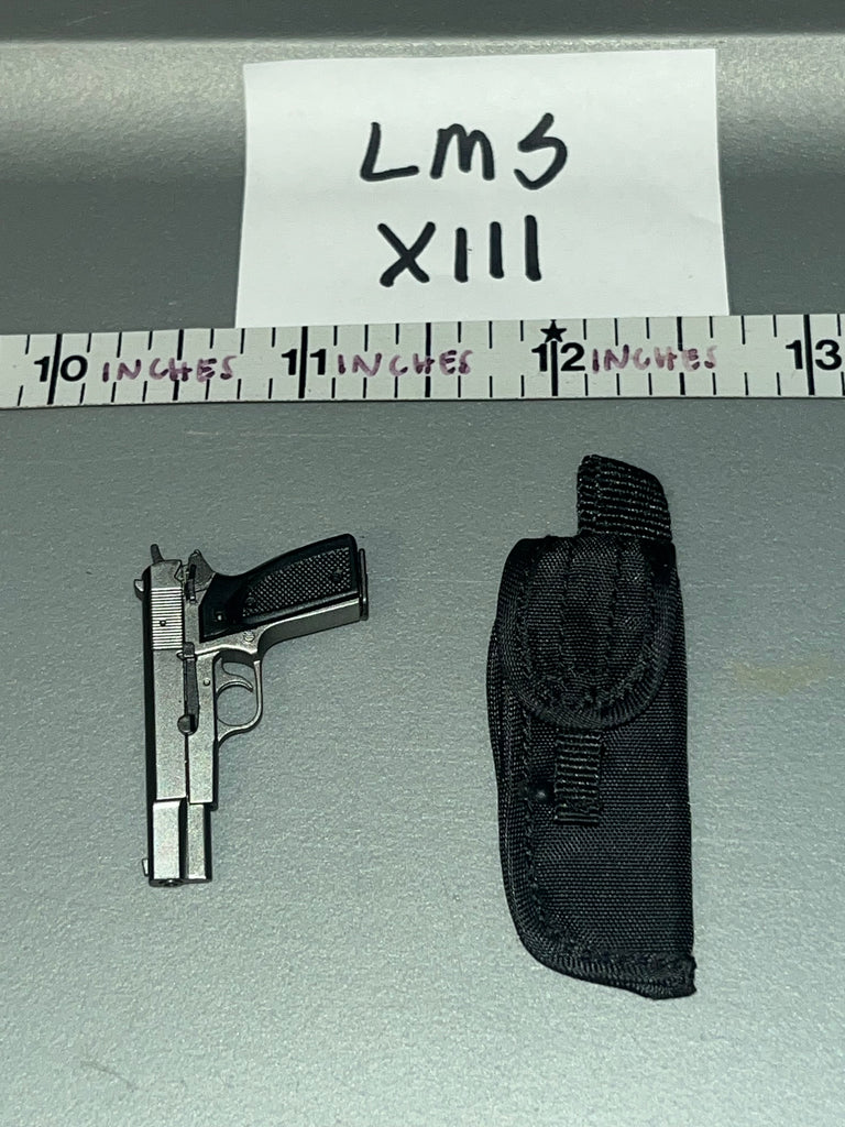 1:6 Scale Modern British Pistol and Holster - DAM U.K. British SAS Gulf War Patrol Leader