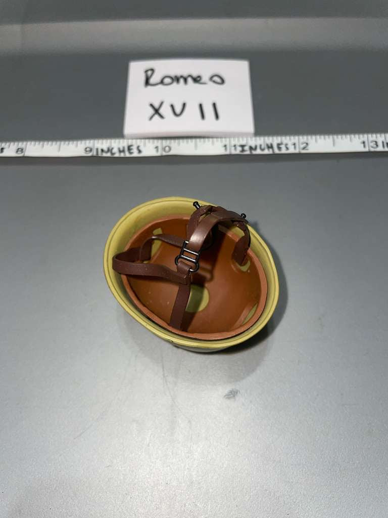 1:6 Scale WWII German Fallschirmjager Helmet