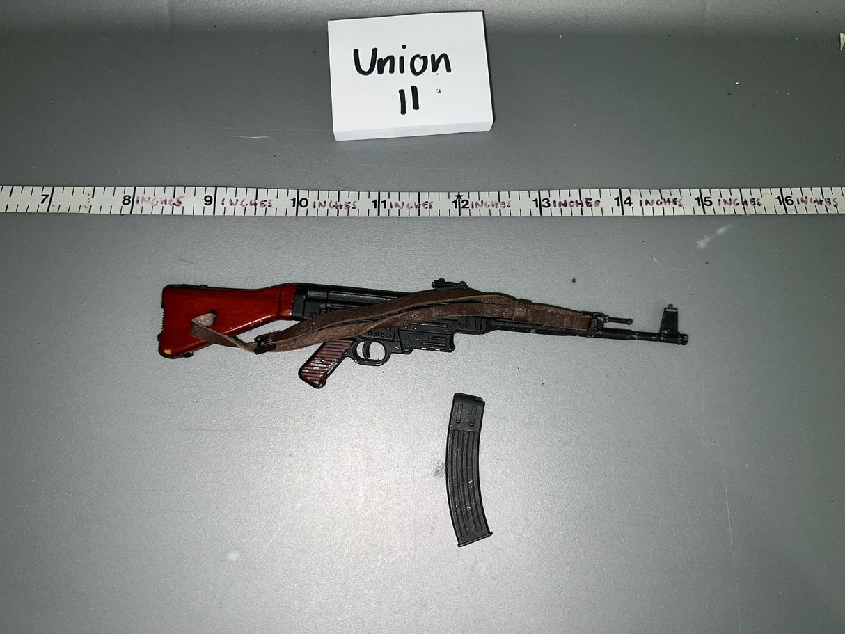 1:6 Scale WWII German MP-44 - DID