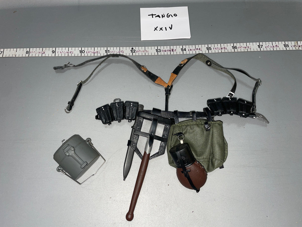 1/6 Scale WWII German Field Gear Lot