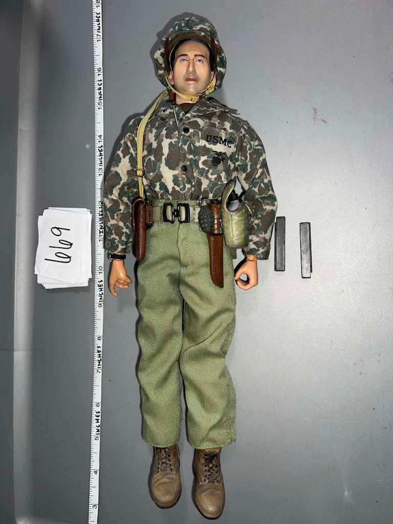 1:6 Scale WWII US Marine Wind Talkers NCO Dressed Figure - Dragon