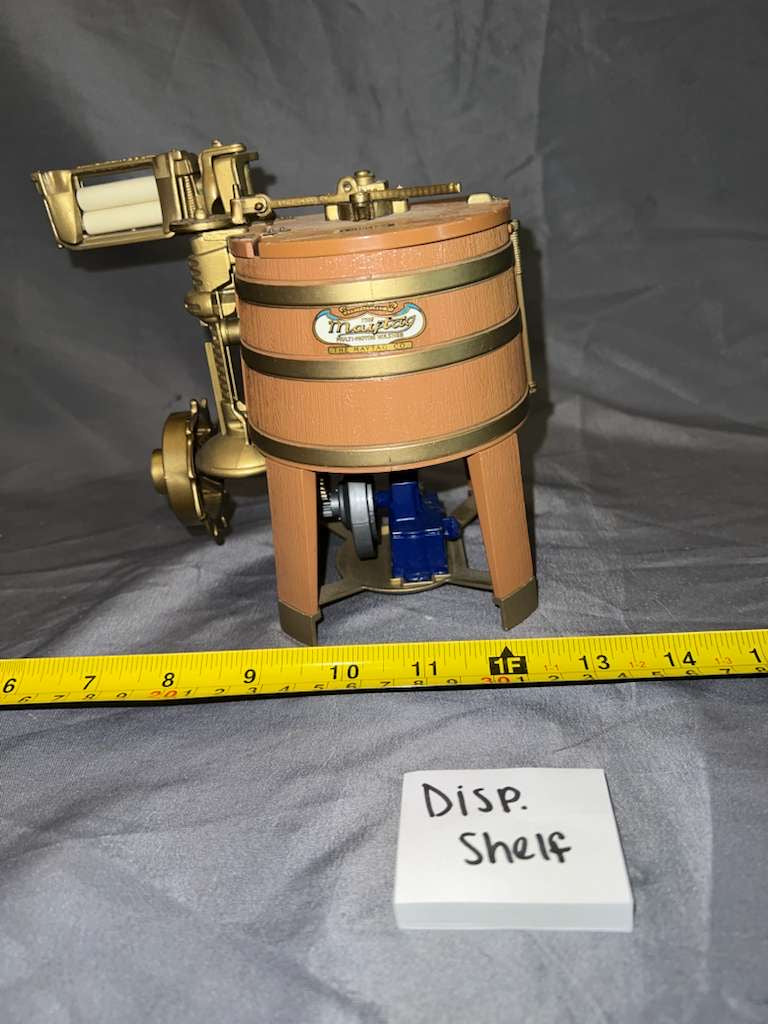 1:6 Scale WWII Era Civilian Washing Machine Diorama Item